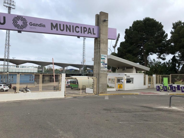 Un verano de obras deportivas en Gandia