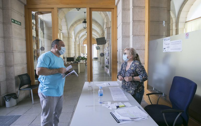 Abre el plazo para solicitar las ayudas a comerciantes y hosteleros