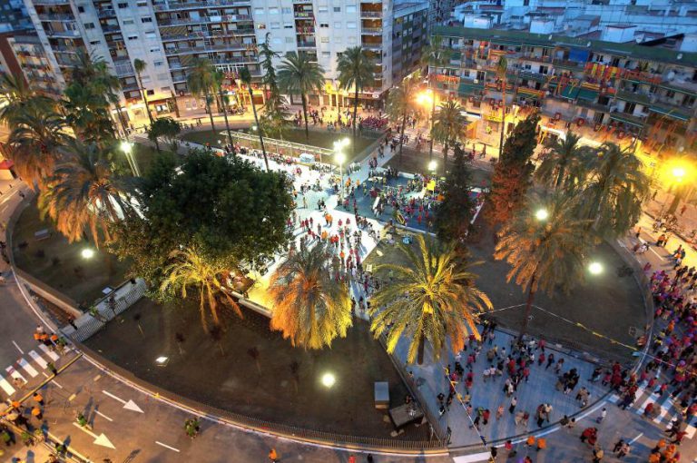 La plaza El·líptica-República Argentina de Gandia también cancela sus fiestas