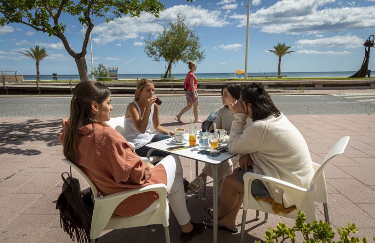 El paseo de la playa de Gandia, ‘peatonalizado’