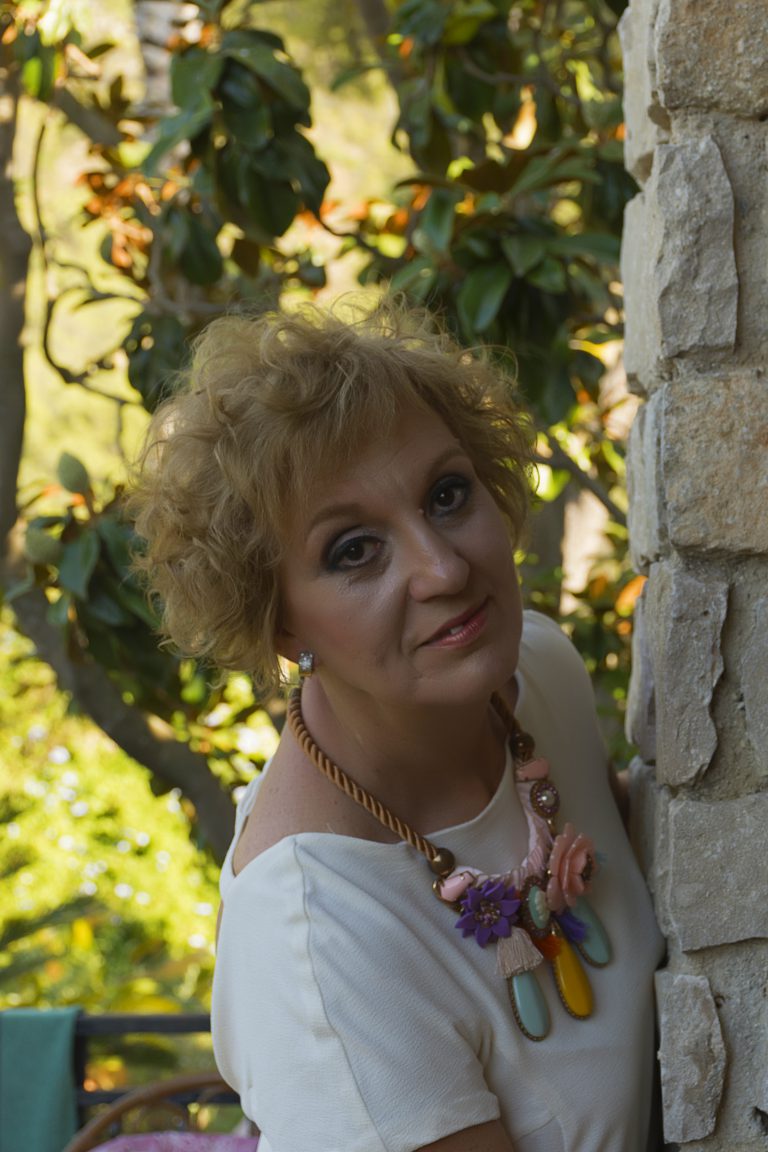 Xaro Pérez continuará siendo madrina de la Semana Santa para el 2021