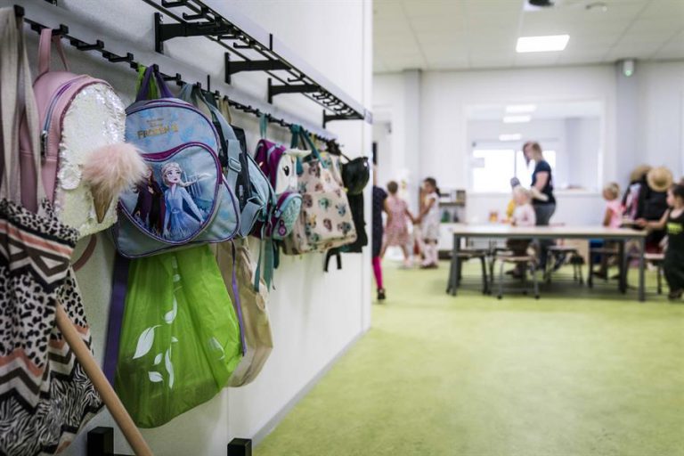 Ya se puede solicitar el cheque escolar: comercios adheridos y cómo solicitarlo