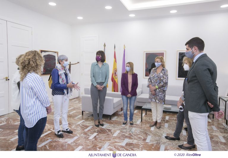 La Fundació Sambori premia a l’escoleta de Corea