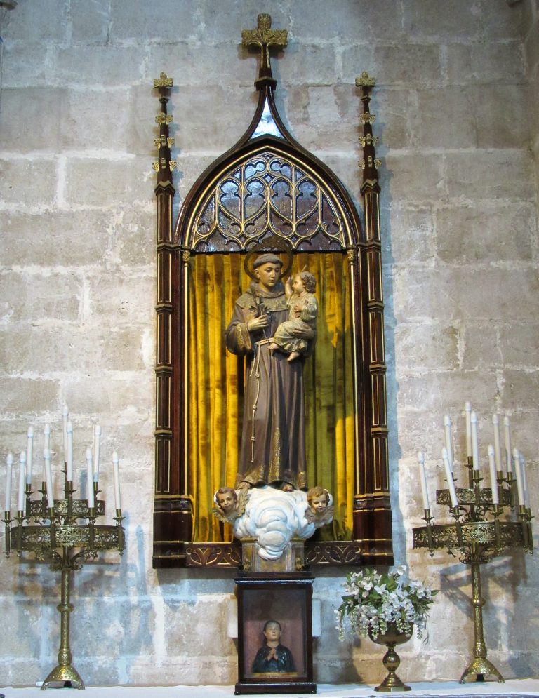 La Generalitat concede una subvención de 10.000 € a la Colegiata para restaurar la imagen de San Antonio de Padua