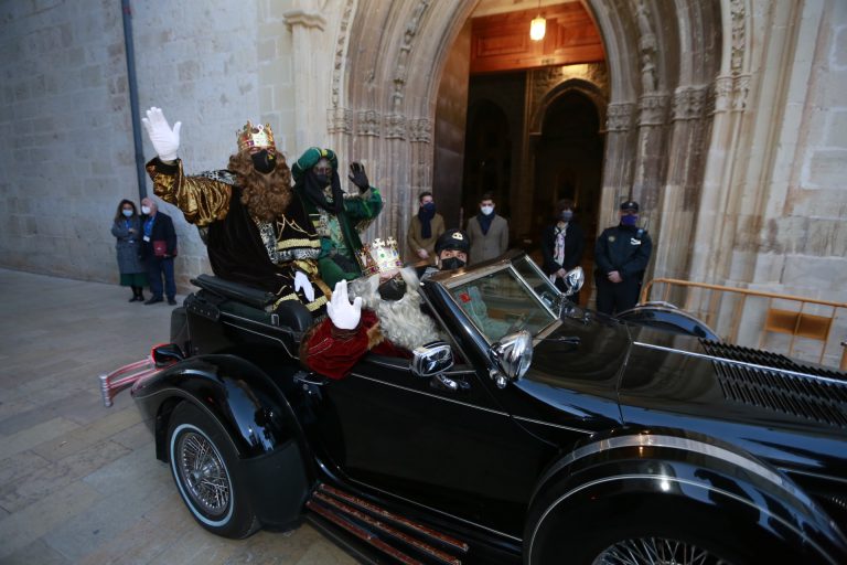 Llegan a Gandia las Cartas a los Reyes Magos