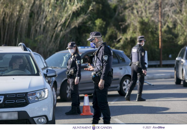 El tercer fin de semana de cierre perimetral deja 345 sanciones en Gandia