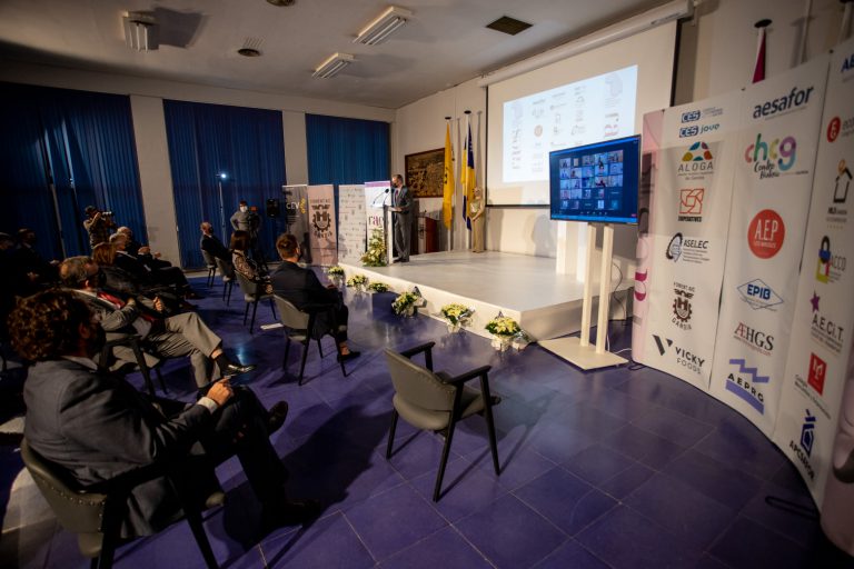 Fomento acoge una conferencia sobre la figura de Joan Fuster