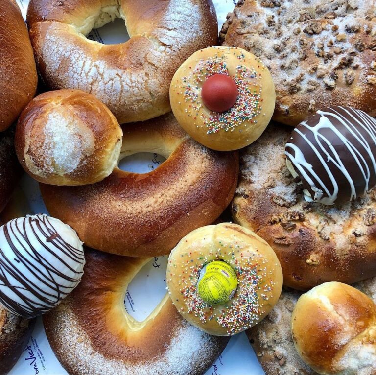 La Mostra Artesanal de Mones y Panous vuelve a Gandia con talleres