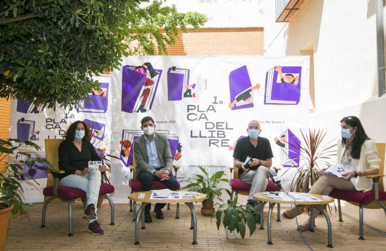 plaça del llibre gandia