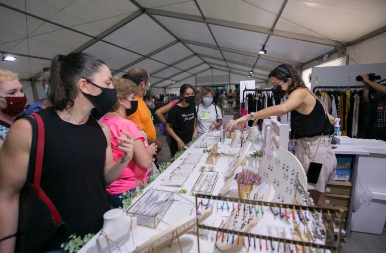 La Fira Mercat Gandia volvió con récord de visitantes y ventas