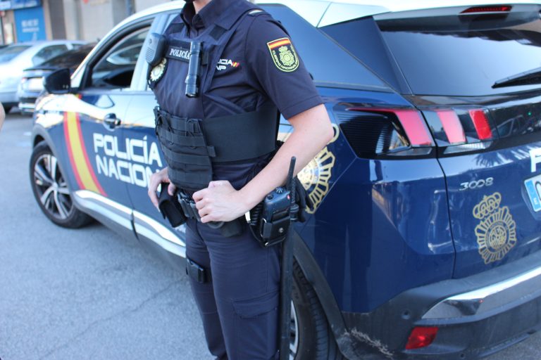 Detenido el conductor kamikaze que chocó contra un camión en Gandia