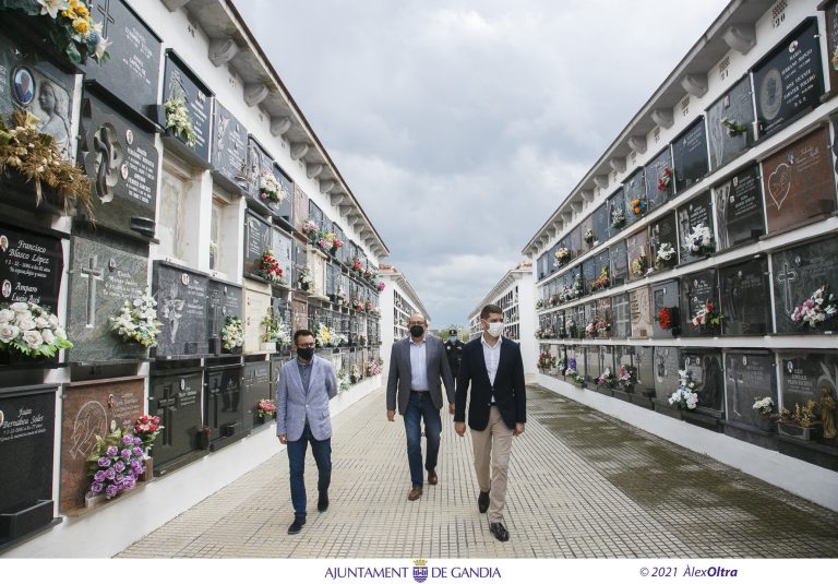 Comença el dispositiu de seguretat de Tots Sants a Gandia