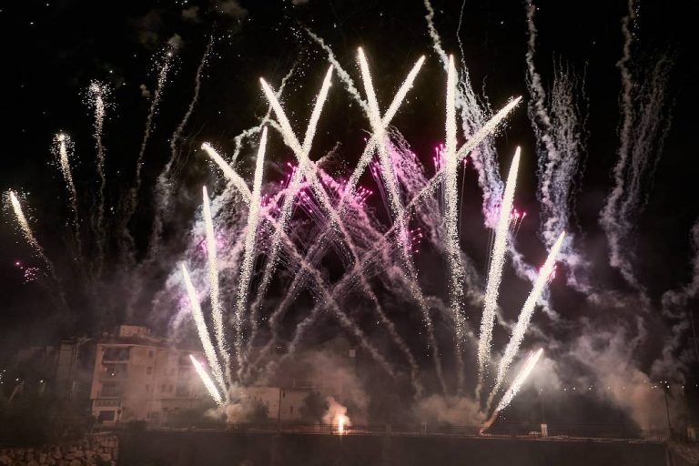 Gandia sentirá su primera Nit del Foc