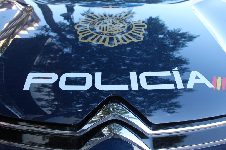 Detenido un hombre por amenazar con arma blanca a cuatro jóvenes en Gandia