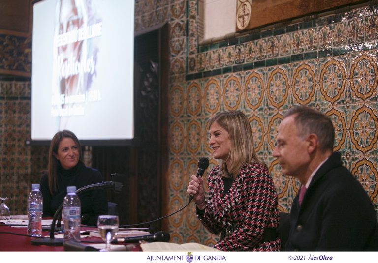 «Resilientes» todo un éxito en el Palau Ducal