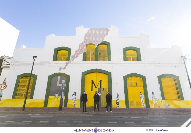 El arte urbano transforma la antigua fábrica de aceite La Masía