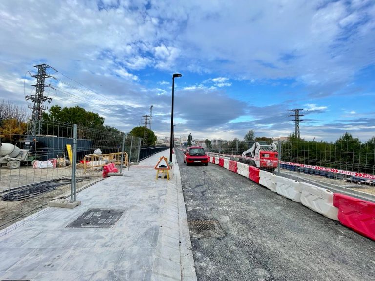 Abre el puente de la Avenida de Alicante