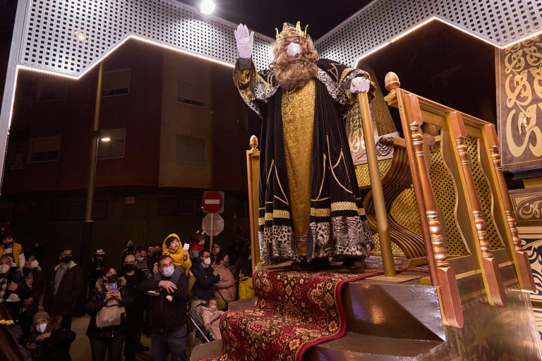 La Cabalgata de Reyes de Gandia 2022 en imágenes