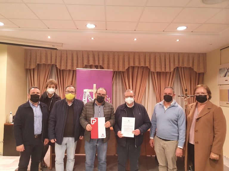 La Semana Santa, entidad con Corazón de Cáritas Gandia