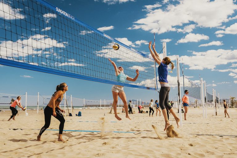 La playa de Gandia acoge la apertura del circuito Mediterranean Beach Volley