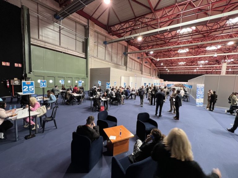 Gandia muestra sus atractivos en la Feria Turexpo de Galicia