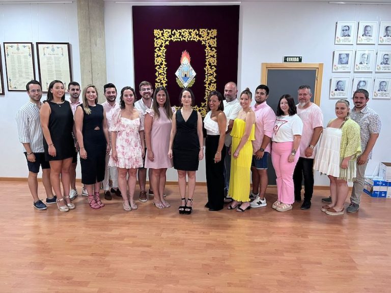 Fallas Gandia 2023 | Estas son las Cortes de Honor de las Falleras Mayores