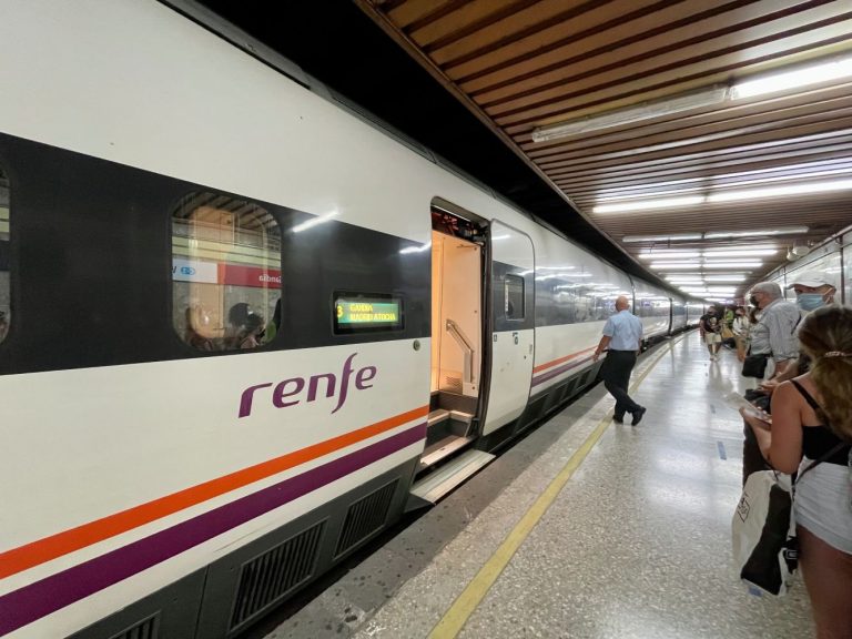El tren directo Gandia – Madrid arranca hasta el 3 de septiembre