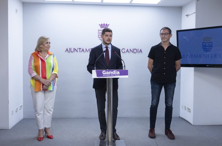Gandia aprueba 103 puestos de trabajo públicos, la mayor oferta de ocupación de la historia