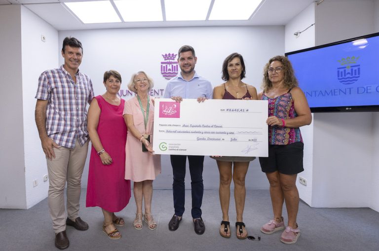 El III Reto Solidario del Club de Remo recauda más de 8.500 euros