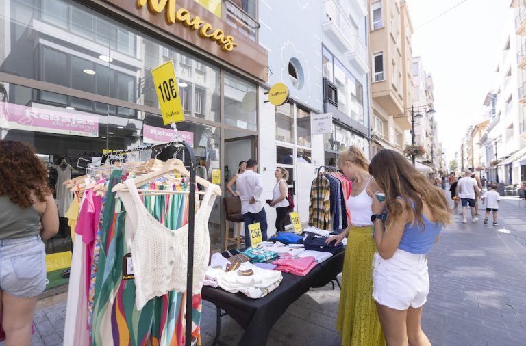 Vuelve una nueva edición de «Botigues al carrer»: 28 de febrero y 1 de agosto
