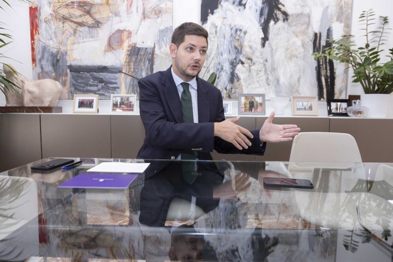 Prieto: «Gandia está en condiciones de aceptar todas las buenas inversiones y darles agilidad y seguridad jurídica»