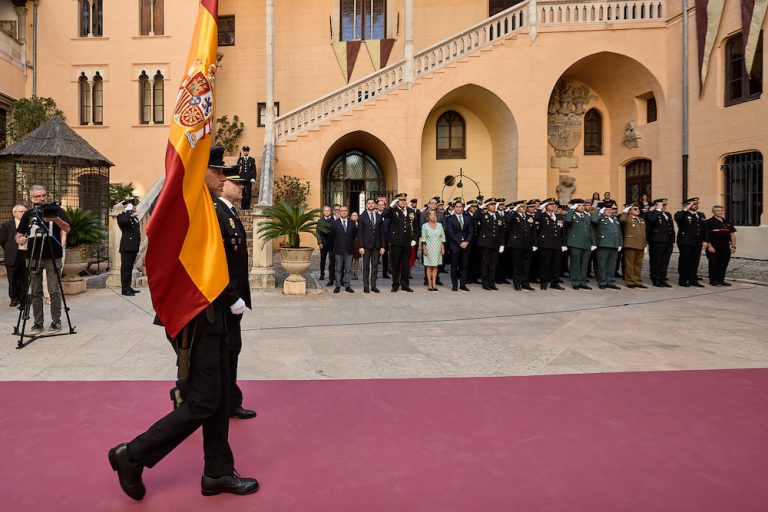 Gandia destaca como ciudad segura en el Día de la Policía Nacional