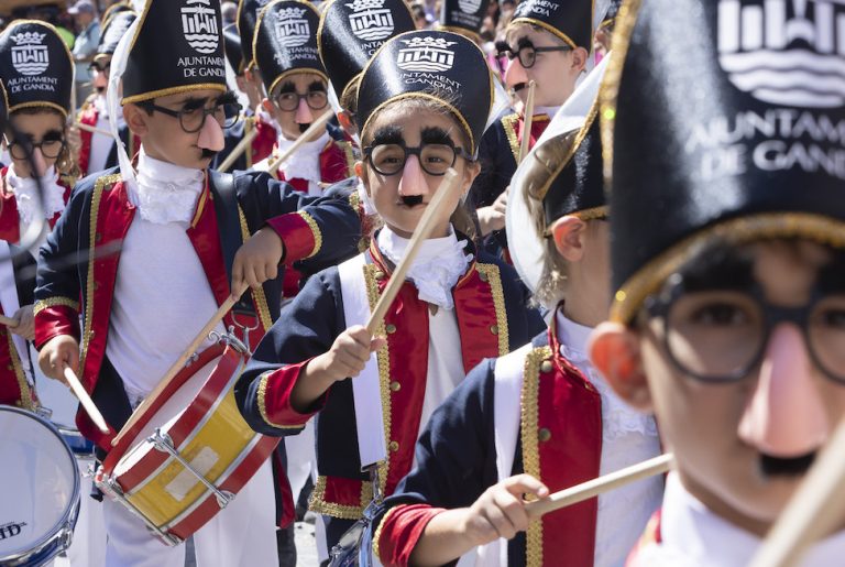 Dónde ver al Tío de la Porra: horario colegios y ayuntamiento