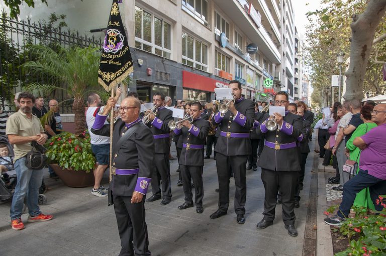 Gandia fue el escenario del XXVIII Certamen de Bandas de Música Cofrade
