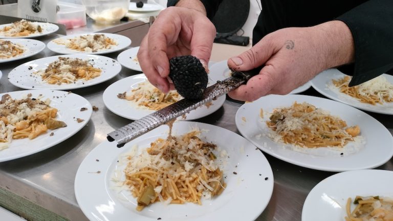 El Chef Amadeo rescata un tesoro culinario del Ducado de Gandia