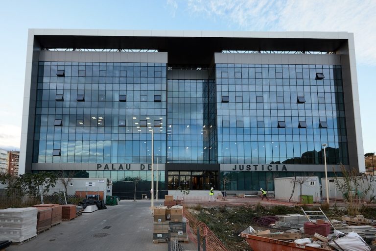 Desbloqueada la mejora de la cobertura móvil en el Palacio de Justicia de Gandia