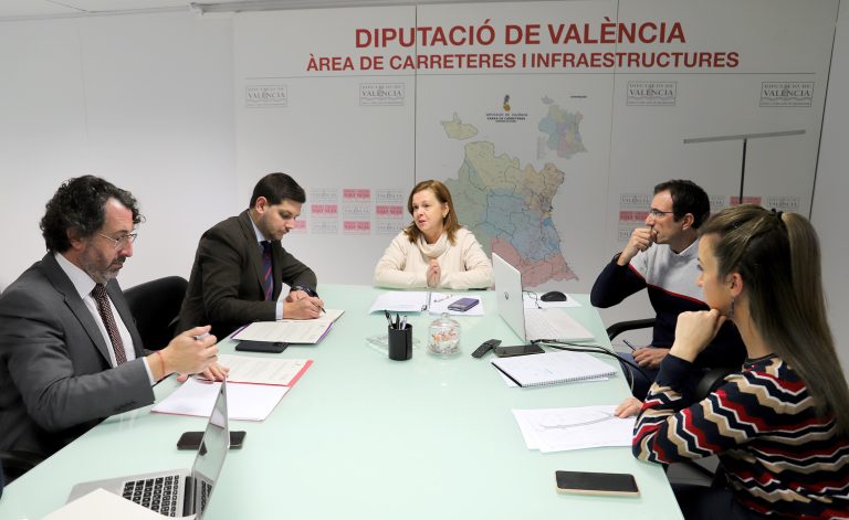 Gandia y la Diputación aceleran el proyecto de la carretera Nazaret-Oliva