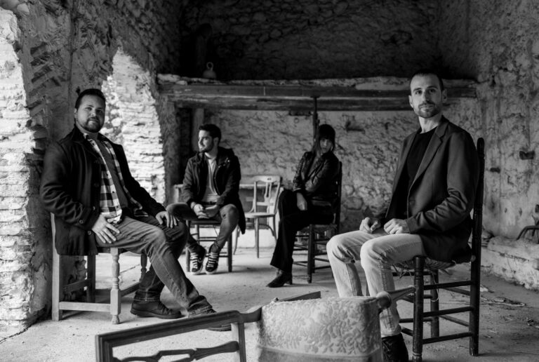 «Dimensión espejo», la nueva canción de La Ruba