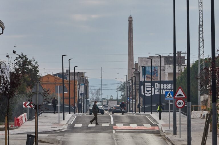 El acceso a Gandia por el puente de Avda. Alicante cierra durante un mes