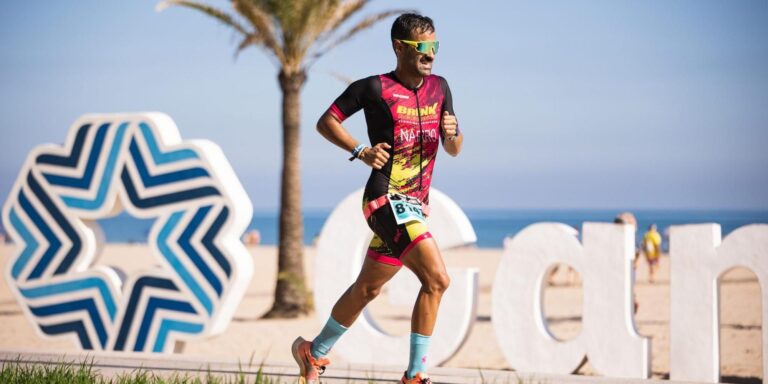 Más de 1.200 deportistas participarán en el XI Ican Triathlon Gandia