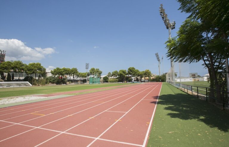 Comienza el proceso de licitación para mejorar el contorno de la pista de atletismo