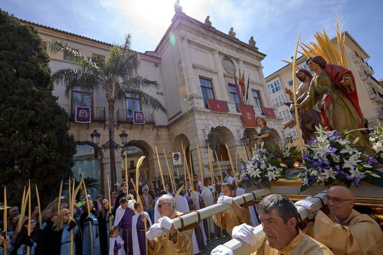 La Semana Santa lanza un Bizum solidario