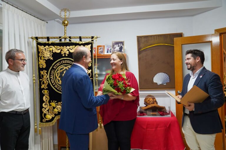 La Hermandad del Cristo de la Buena Muerte nombra a Nuria Faus como camarera 2025-2027
