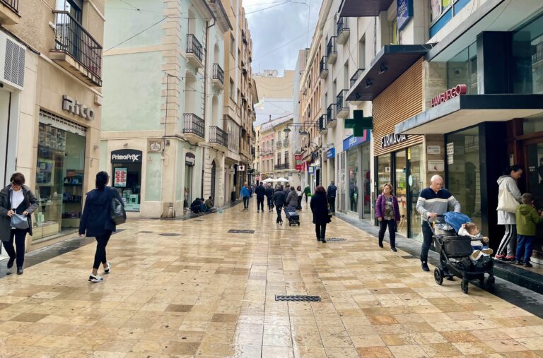 Última hora DANA en Gandia | AEMET baja la alerta a amarilla y levanta la restricción de movilidad en vehículos privados