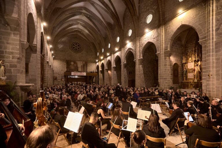 El Concierto de Navidad y el Cant de la Sibil·la llenan la Colegiata de Gandia