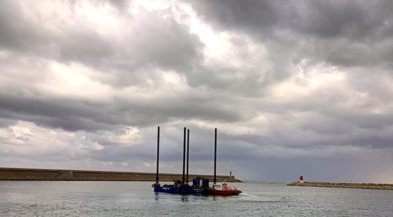 La APV comienza con los trabajos para la ampliación del puerto de Gandia