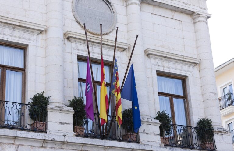 Tres días de luto oficial en Gandia por la muerte de Arturo Torró