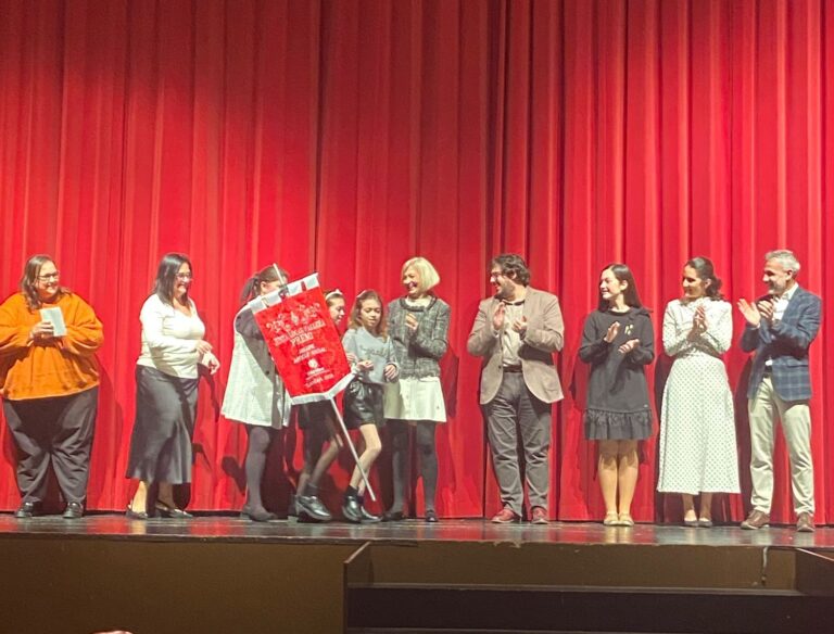 Cáritas Gandia impulsa el debate social en las Fallas con un nuevo premio literario