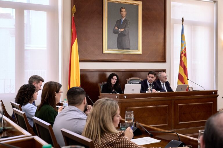 Prieto propone un pacto por el decoro para frenar la crispación en el Ayuntamiento