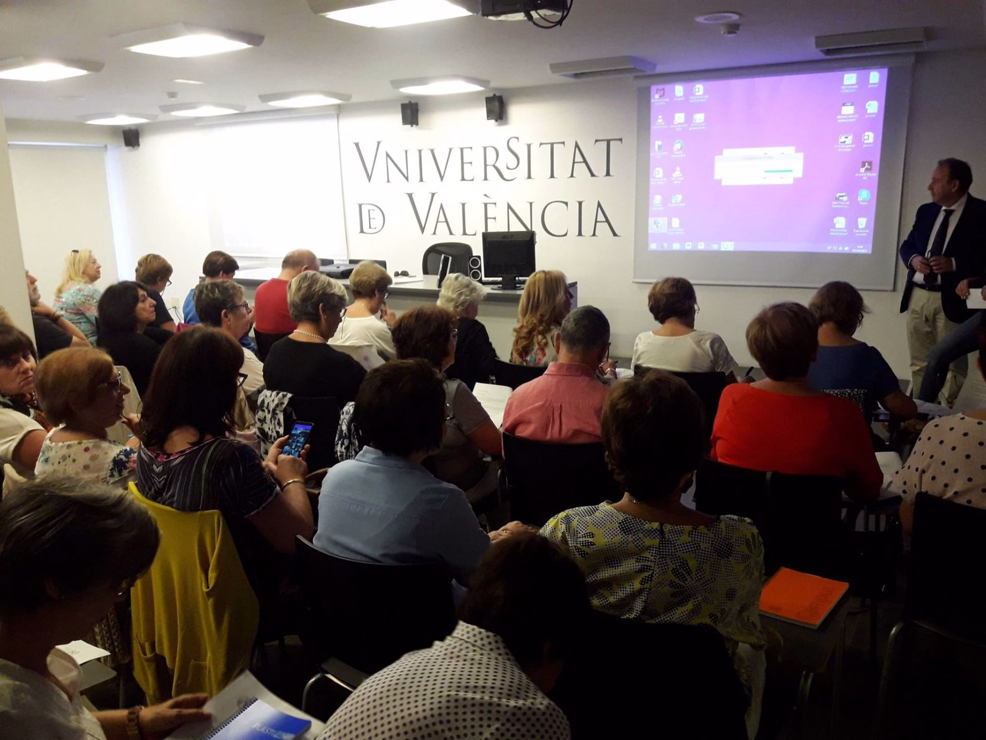 Abierta la matrícula de la Universitat d’Estiu